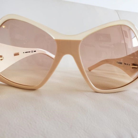 Fendi Iridia Retro Style Sunglasses - Two Tone main image 5